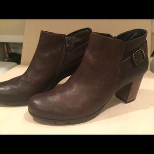 paul green tina bootie